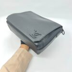 New Messenger Aerogram Black