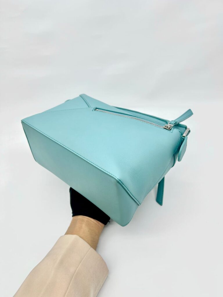 Small Puzzle Edge Light Blue SHW