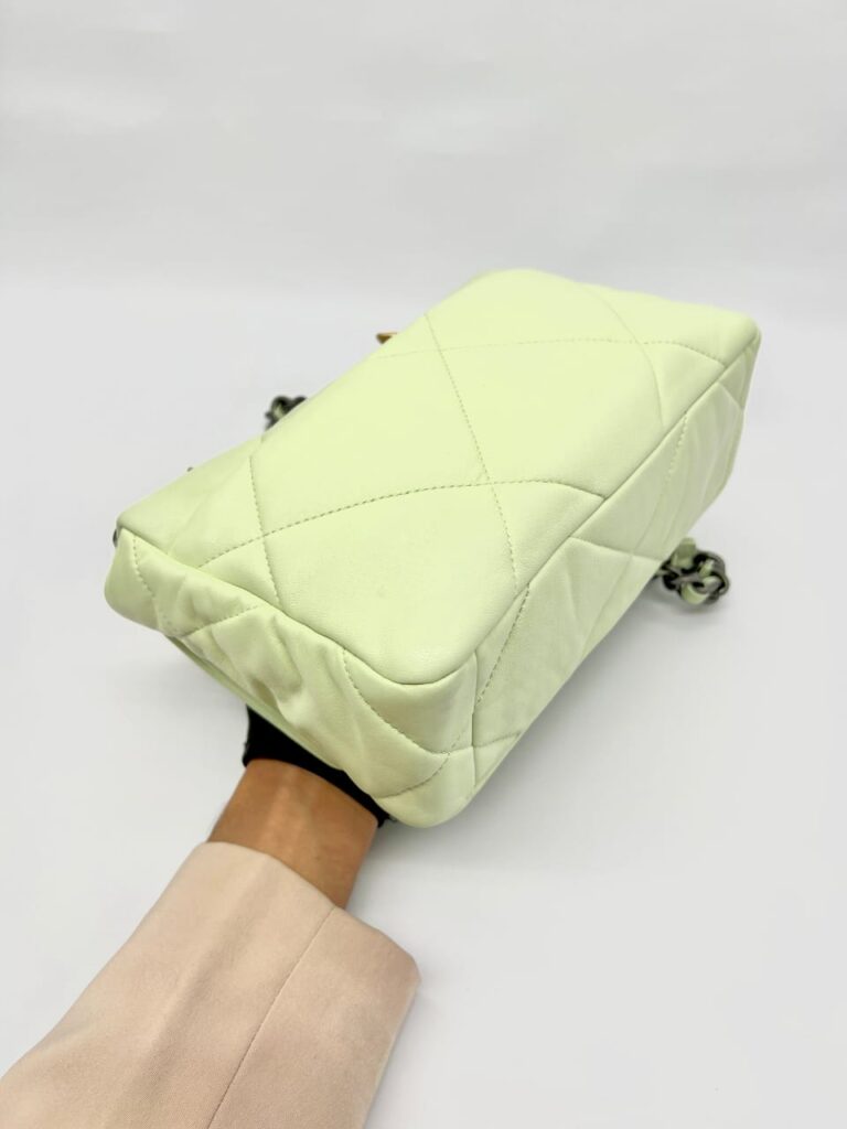 C19 Small Lambskin Mint Green