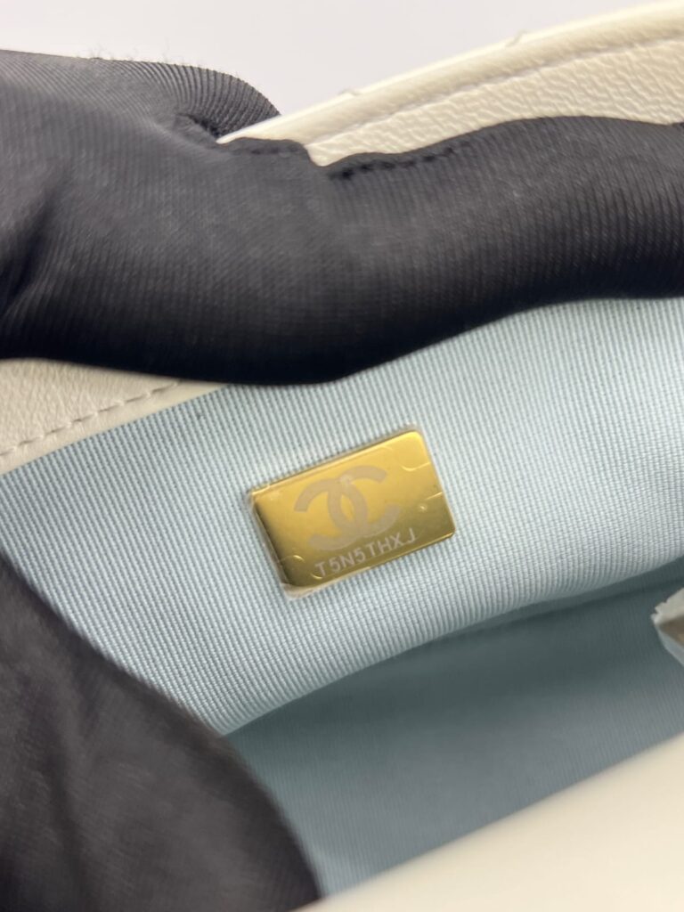 Mini Flap Bag Lambskin White GHW