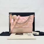 Gabrielle Medium Iridescent Light Pink