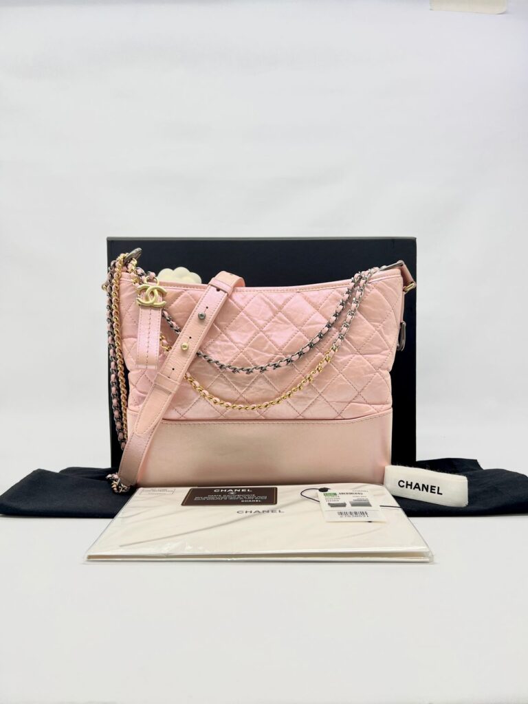 Gabrielle Medium Iridescent Light Pink