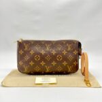 Pochette Accessories Monogram GHW