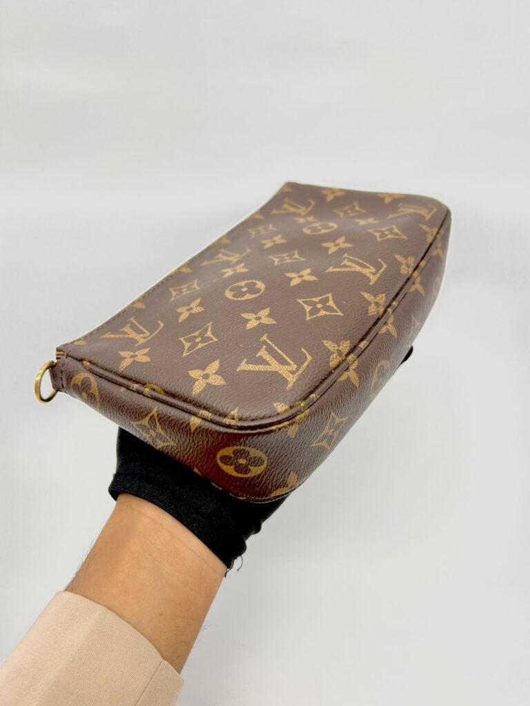Pochette Accessories Monogram GHW