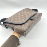 Magnetic Messenger Monogram