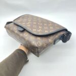 Magnetic Messenger Monogram