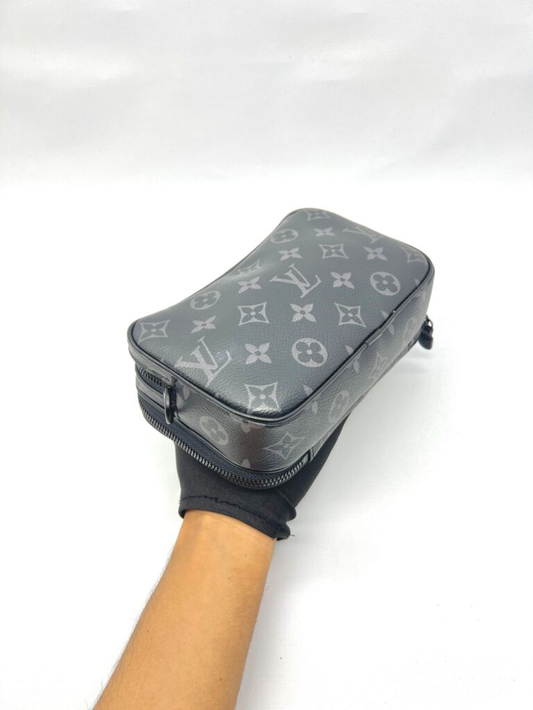 Alpha Wearable Wallet Monogram Eclipse All Black