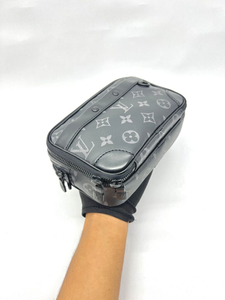 Alpha Wearable Wallet Monogram Eclipse All Black