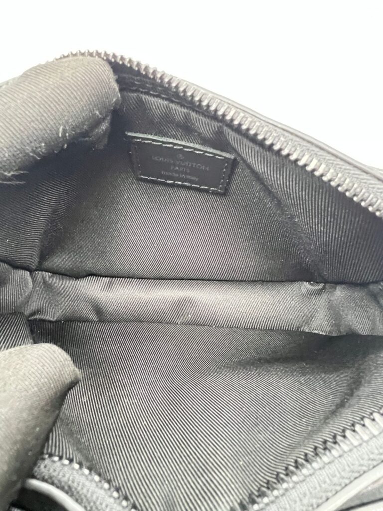 Alpha Wearable Wallet Monogram Eclipse All Black