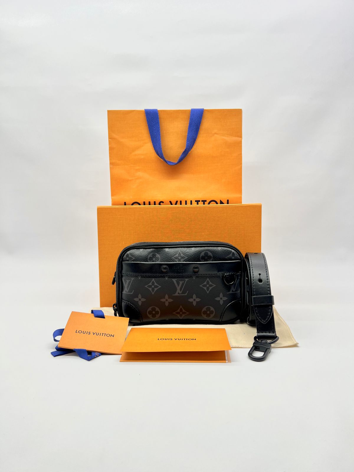 Alpha Wearable Wallet Monogram Eclipse All Black