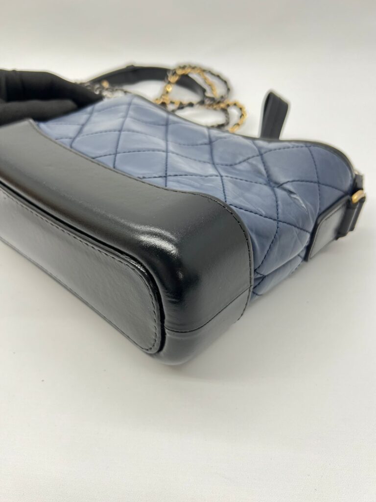 Gabrielle Small Black Navy