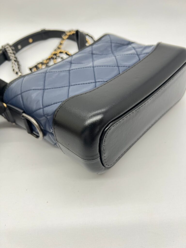 Gabrielle Small Black Navy