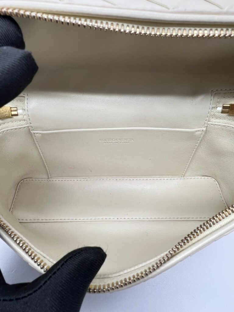 Bang Bang Vanity Case Intrecciato Sea Salt GHW