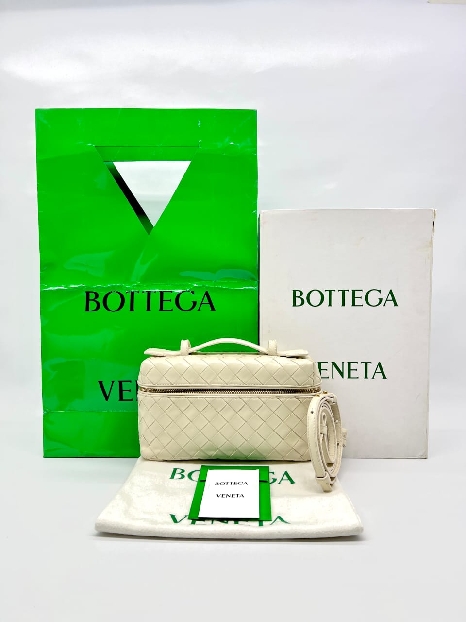 Bang Bang Vanity Case Intrecciato Sea Salt GHW