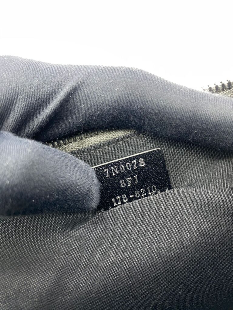 Clutch Monster Eye Grey Multicolor