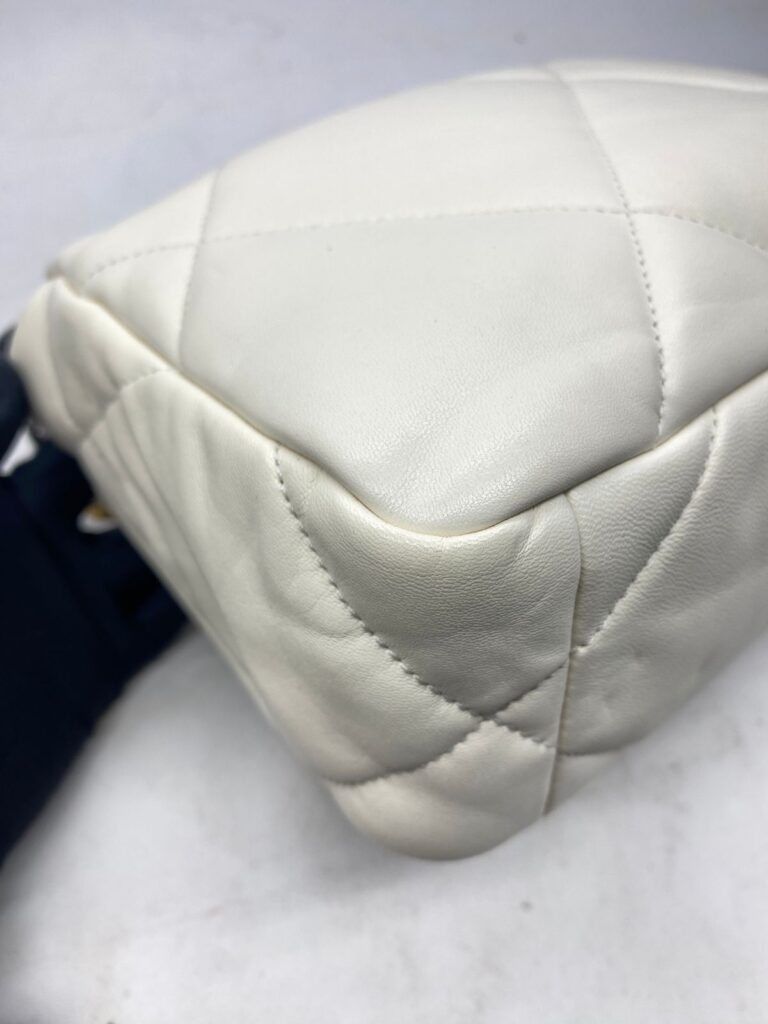 C19 Small Lambskin White GHW
