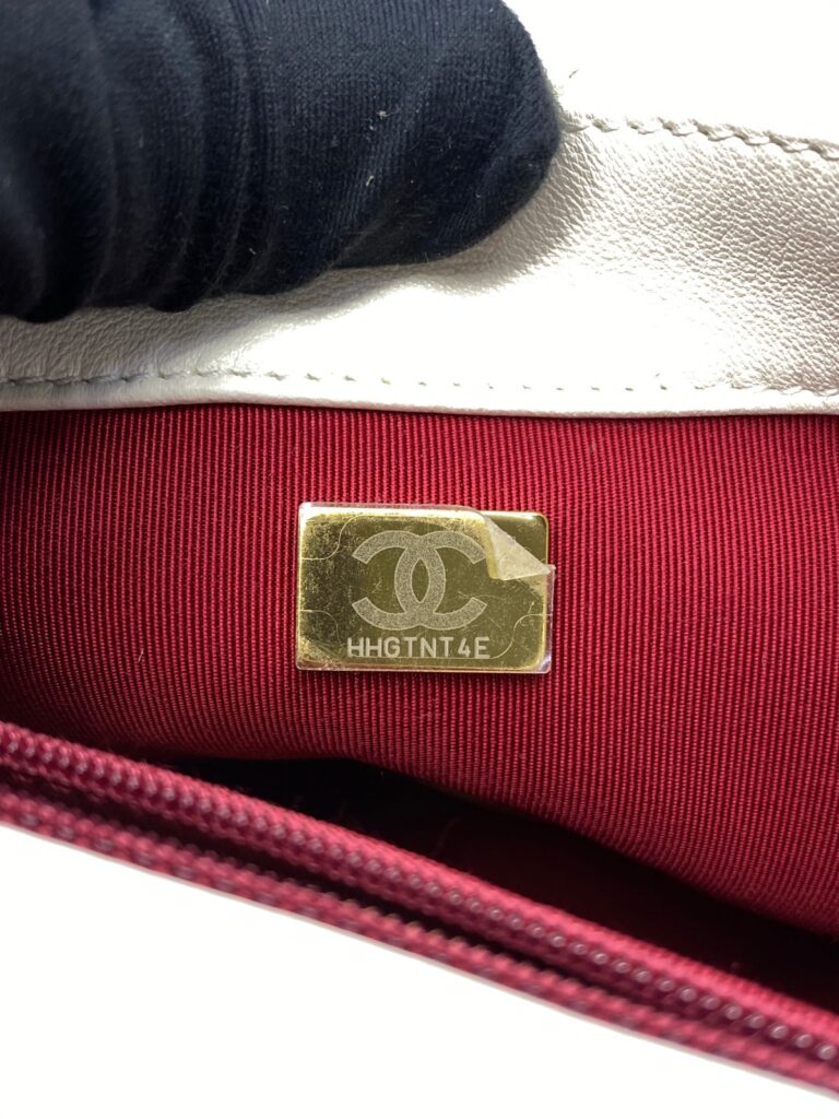 C19 Small Lambskin White GHW