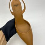 Frist Slingback Heels Caramello GHW