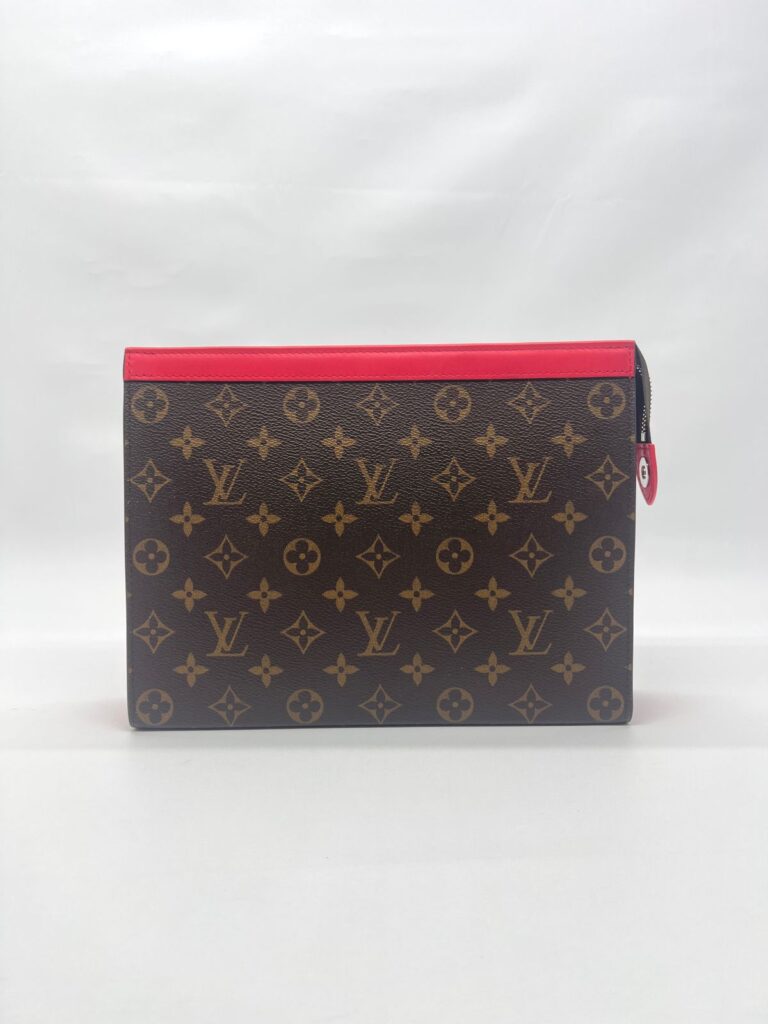 Pochette Voyage MM Monogram Red SHW