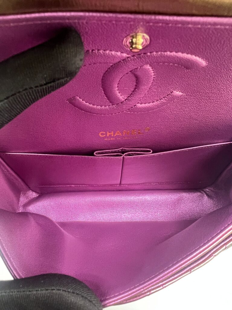 Medium Classic DFlap Lambskin Iridescent GHW