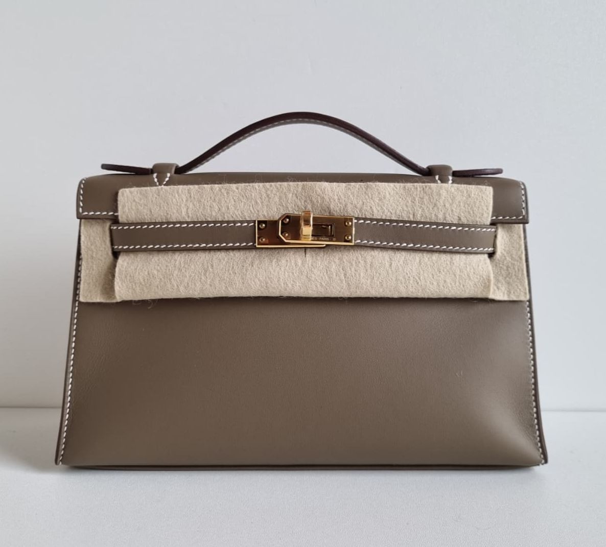 Kelly Pochette Etoupe GHW