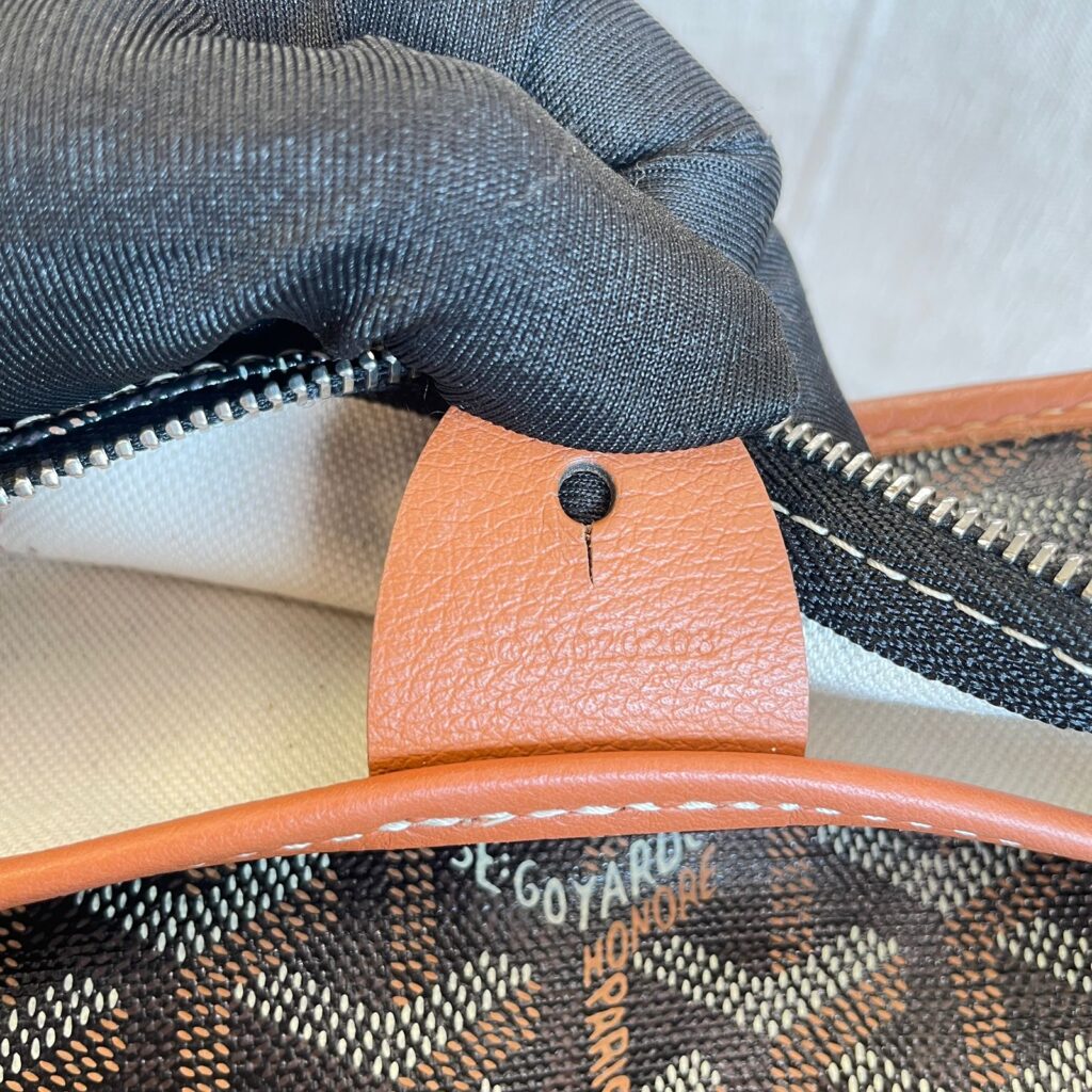 Artois PM Hulot French Bulldog