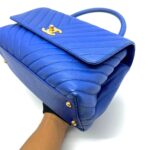 Coco Handle Medium Chevron Caviar Blue GHW