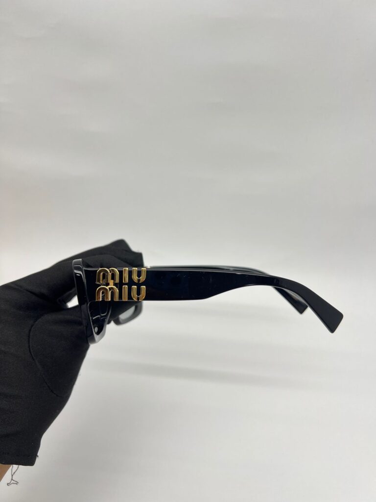 Sunglasses Rectangle Logo SMU07Y Black