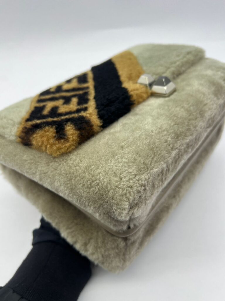 Kan I Shearling Fur Tortora/Black SHW