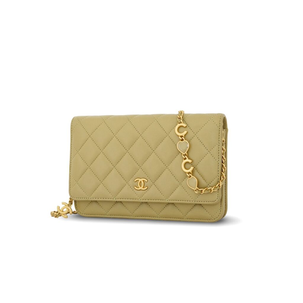 Wallet On Chain Coco Lambskin Olive Green GHW