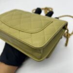 Wallet On Chain Coco Lambskin Olive Green GHW