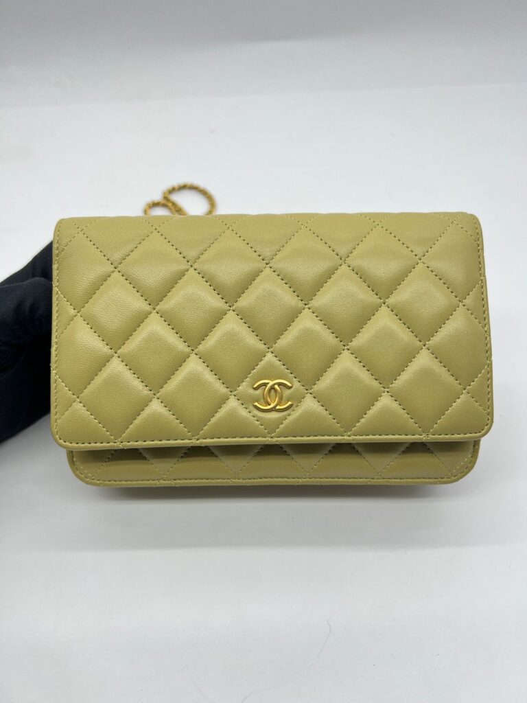 Wallet On Chain Coco Lambskin Olive Green GHW