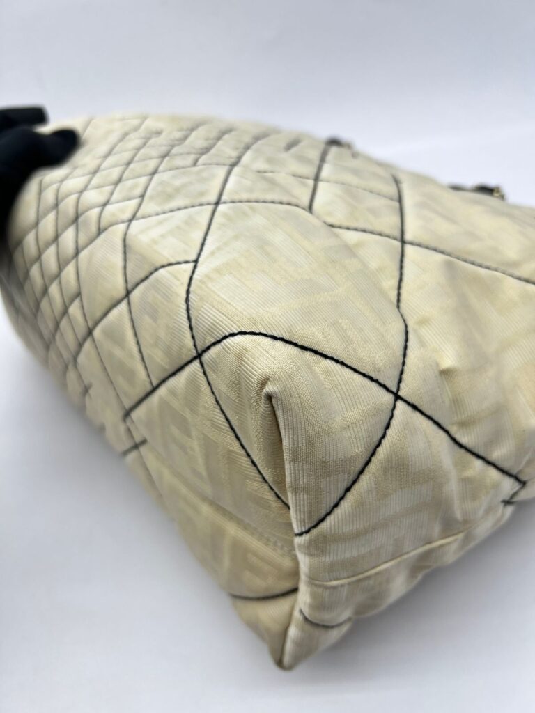 Zucca Quilted Chain Nylon Beige GHW