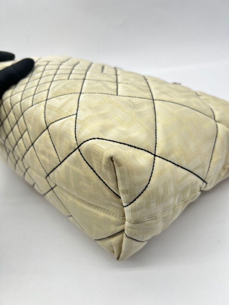 Zucca Quilted Chain Nylon Beige GHW