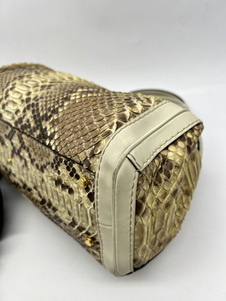 Medium GG Running Python White GHW