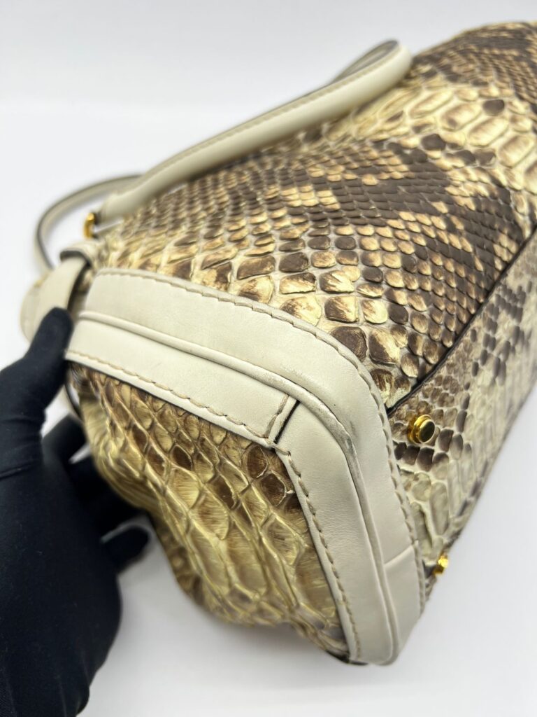 Medium GG Running Python White GHW