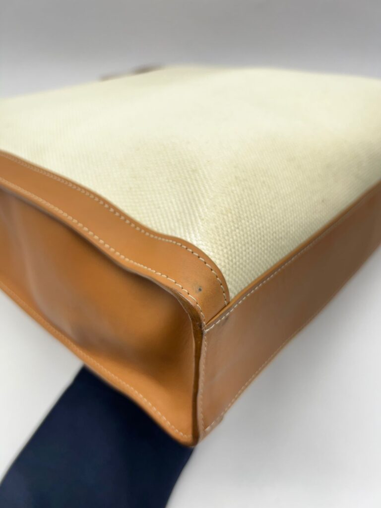 Large Cabas Vertical Canvas Natural / Tan GHW