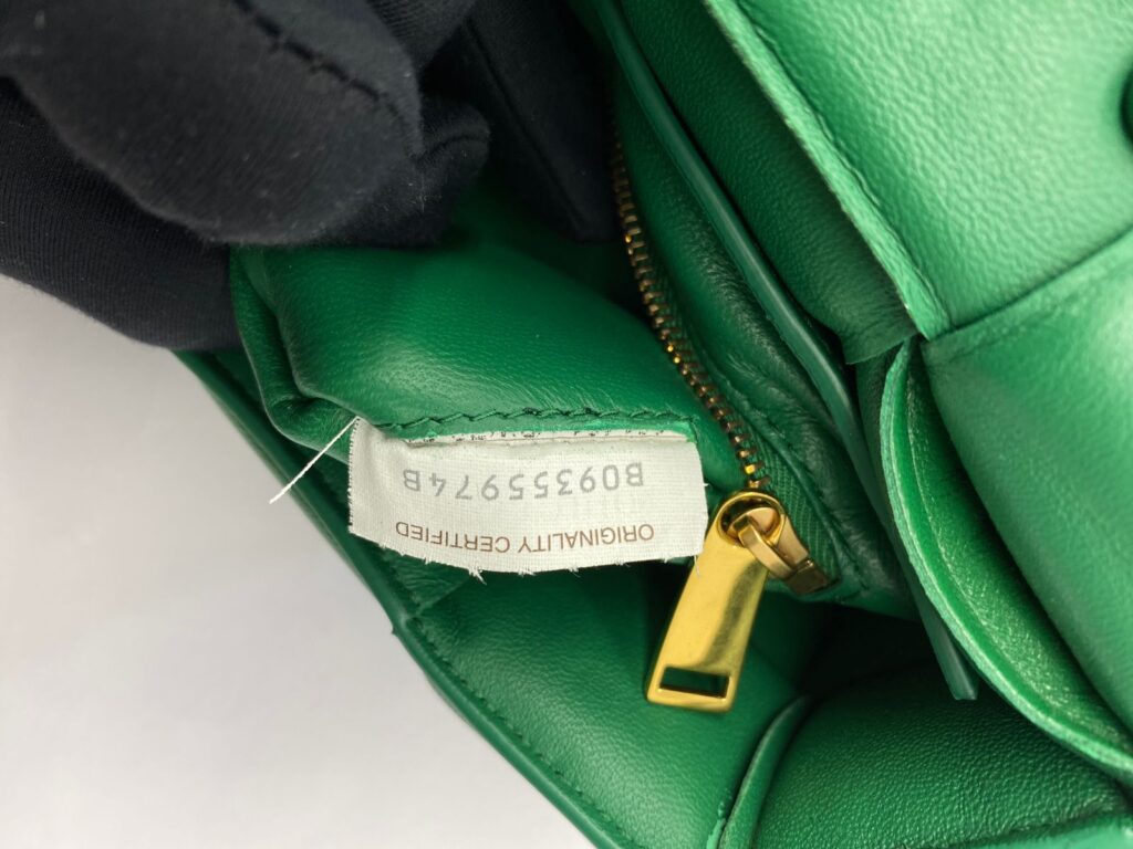 Chain Padded Cassette Green GHW