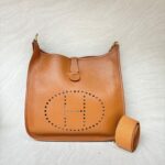 Evelyne 29 Epsom Gold GHW