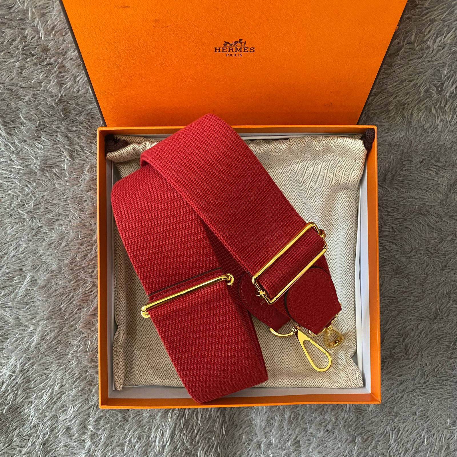 Amazone Strap Rouge GHW