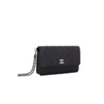 Chain Wallet Caviar Irredescent Purple SHW