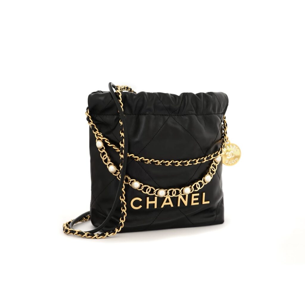 C22 Mini Lambskin Black GHW