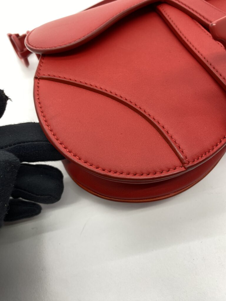 Saddle Mini Matte All Red