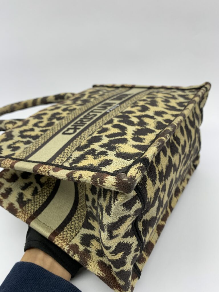 Small Book Tote Canvas Leopard Beige