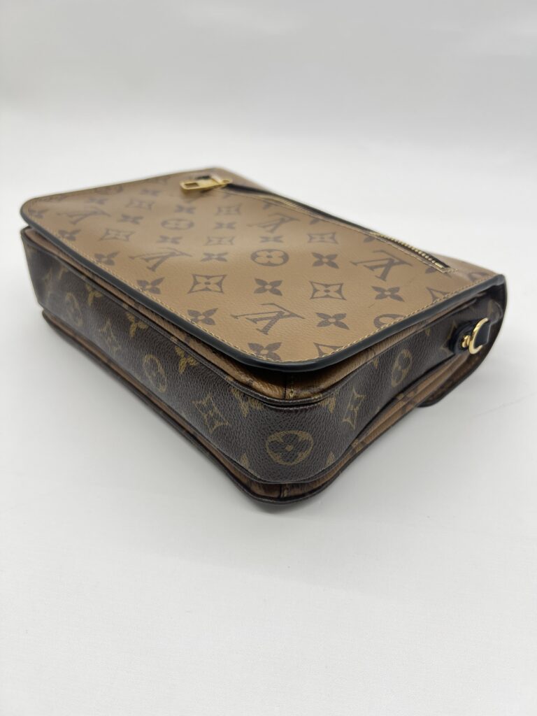 Metis Monogram Reverse