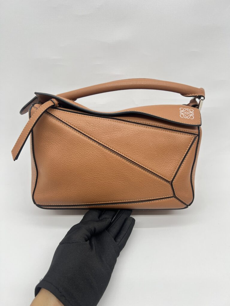 Puzzle Small Grained Tan SHW