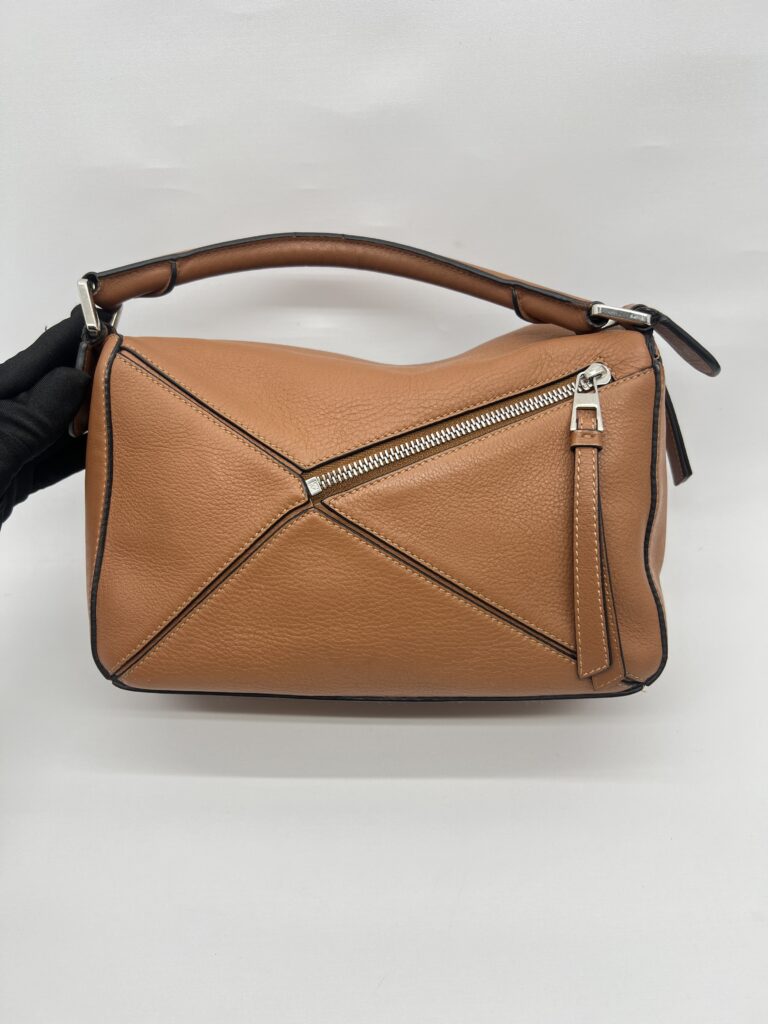 Puzzle Small Grained Tan SHW