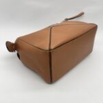 Puzzle Small Grained Tan SHW