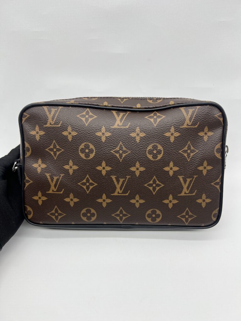 Kasai Clutch Monogram Macassar