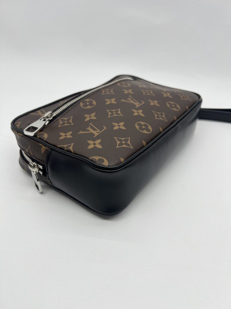 Kasai Clutch Monogram Macassar